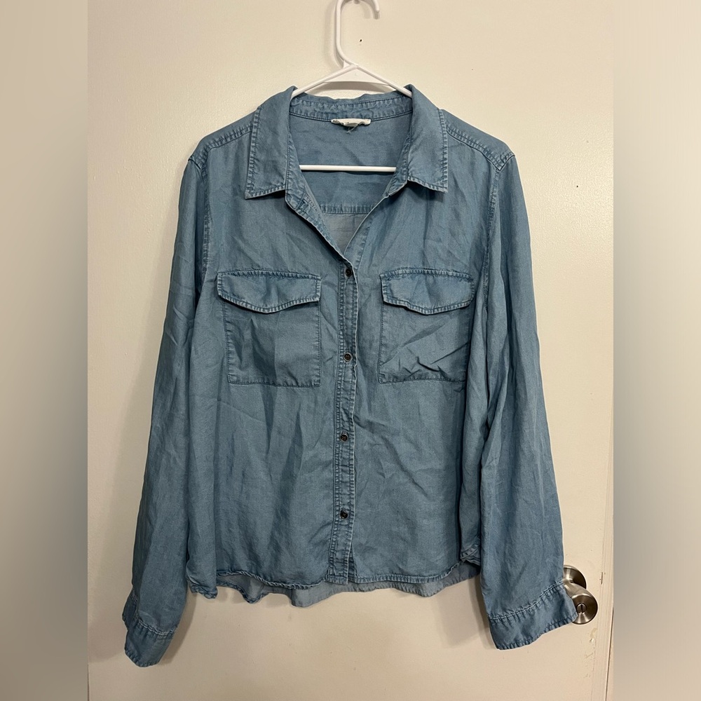 beachlunchlounge Light Blue Button-Front chambray Shirt, size XL